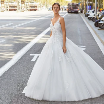 Baltos princesės vestuvinės suknelės V-Neck A-Line nuotakos suknelė be nugaros Nėrinių aplikacijos Tiulio nuotakos chalatas Chalatas de mariée