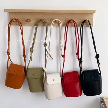New Fashion Trend Network Red Style Retro Small Round Bag for Women's High Grade Sense One Shoulder Small Crowd Crossbody Bag
