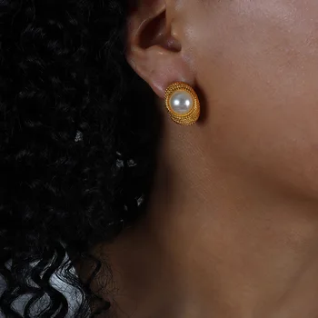 AENSOA Nauja madinga 2024 m. aukso spalvos spirale inkrustuoti perlai Nerūdijančio plieno smeigės auskarai moterims Paprastas žavesys prašmatnūs ausų aksesuarai
