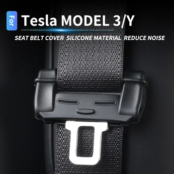 Apsauginė saugos diržo mova yra dekoruota taip, kad būtų išvengta nenormalaus triukšmo automobilyje Tesla Model Y 3 2021 2022