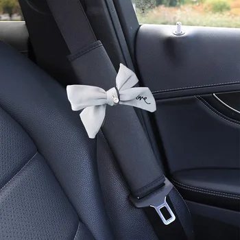 Diamond Bowknot Universalus automobilio saugos diržo dangtelis Kvėpuojantis ledo šilko pečių padas Apsauginis stilius Moteriški automobilių aksesuarai