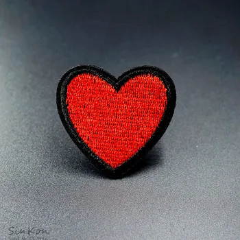 Širdis (dydis:4.0X4.2cm) 